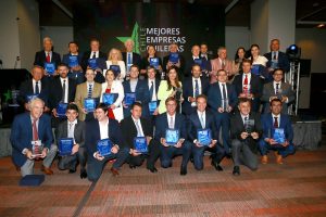 Cooprinsem Elegida Nuevamente Entre las 33 Mejores Empresas Chilenas Cooprinsem Elegida Nuevamente Entre las 33 Mejores Empresas Chilenas