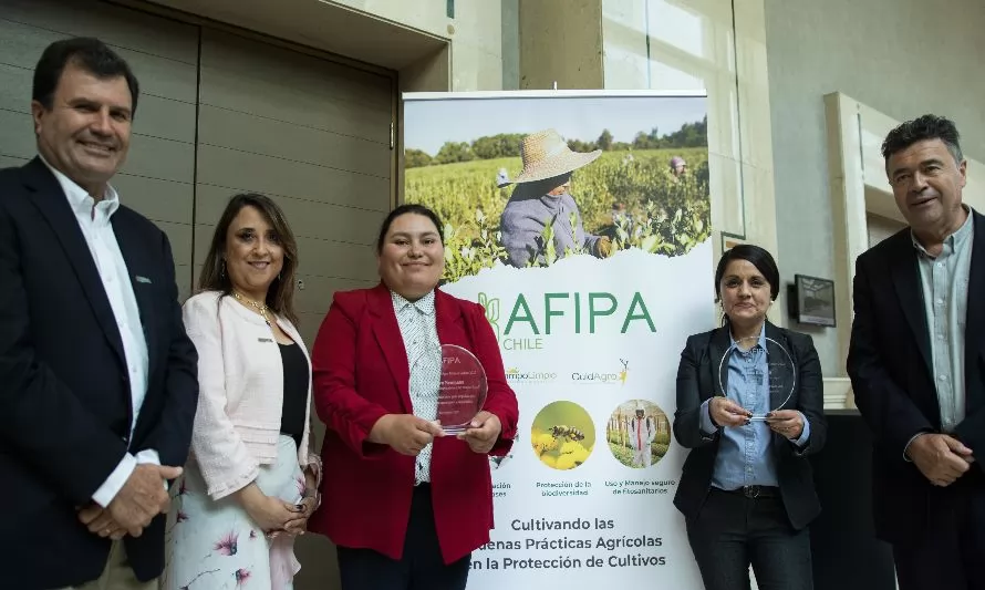 Maira Neumann y Karina Buzzetti Fueron Galardonadas con el “Premio Mujer del Agro Mónica Gebert 2022”
