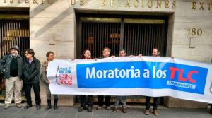 Cierre de Tratativas Para Actualizar el Acuerdo de Asociación Entre Chile y la UE: Organizaciones Sociales y Eurodiputados/as Acusan Neocolonialismo Cierre de Tratativas Para Actualizar el Acuerdo de Asociación Entre Chile y la UE: Organizaciones Sociales y Eurodiputados/as Acusan Neocolonialismo