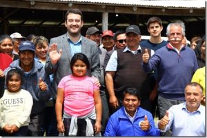 Gobernador Regional Firma Mensaje por $2.180 Millones Para Construcción de Sistema de agua potable Rural en Teodoro Schmidt Gobernador Regional Firma Mensaje por $2.180 Millones Para Construcción de Sistema de agua potable Rural en Teodoro Schmidt