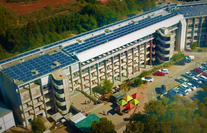 Más universidades de Chile avanzan al 100% energía solar item-thumbnail