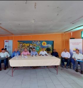 En Domeyko Presentan Resultados de Programa que Permitirá a la Localidad Contra con Nueva Infraestructura de Agua Potable APR En Domeyko Presentan Resultados de Programa que Permitirá a la Localidad Contra con Nueva Infraestructura de Agua Potable APR
