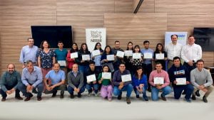 Nestlé Chile y Fundación Tres Hojas Capacitan en Prácticas y Manejos Lecheros a Jóvenes de la Región de Los Lagos item-thumbnail