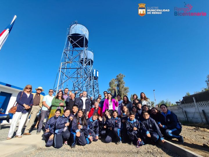 Inauguran Sistema de Agua Potable Rural Para Más de 700 Familias en Lo de Lobos