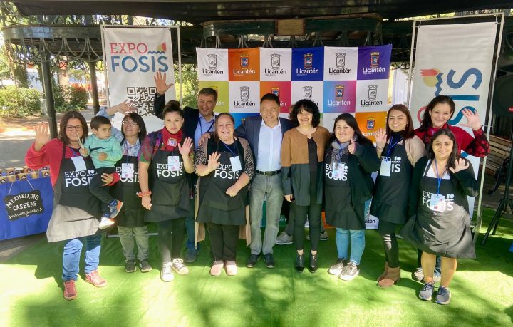 Emprendedoras y Autoridades Lanzan ExpoFOSIS que se Realizará en Iloca en Semana Santa